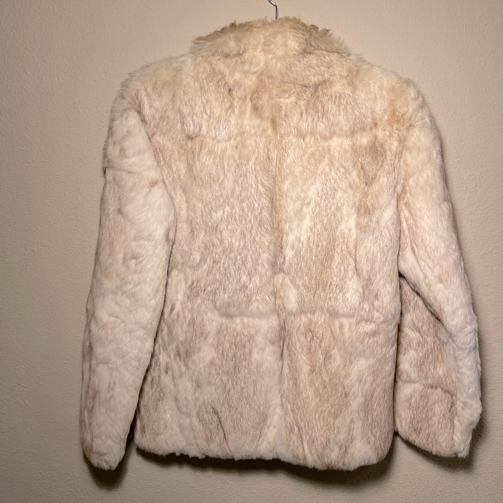 VINTAGE Rabbit Fur Coat - Picture 7 of 8